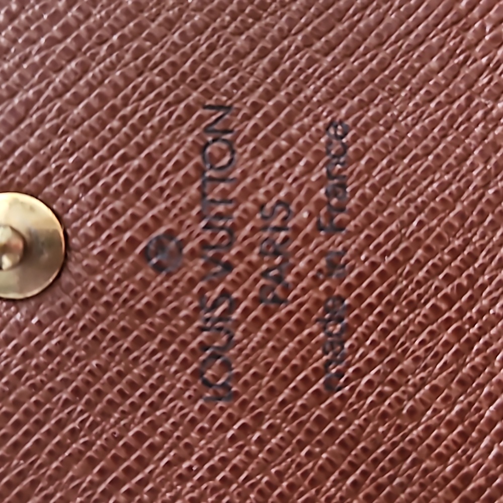Louis Vuitton key holder with box - Picture 5 of 10